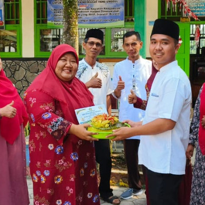 Partisipasi Aktif MIN 5 Bengkulu Tengah dalam Transformasi Budaya Maulid Nabi di Desa Talang Empat, Kecamatan Karang Tinggi Bengkulu Tengah.
