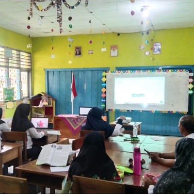 Tingkatkan Pemahaman Madrasah Inklusi MIN 1 Bengkulu Tengah Ikuti Webinar Nasional
