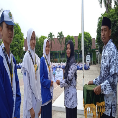 MTsN 2 Kota Bengkulu Raih Dua Medali Emas dan Perak Kejuaraan Taekwondo