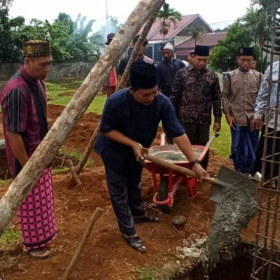 Ka KUA Sukaraja Hadiri Peletakan Batu  Pertama  Masjid Al Ikhlas  Desa Bukit  Peninjauan II