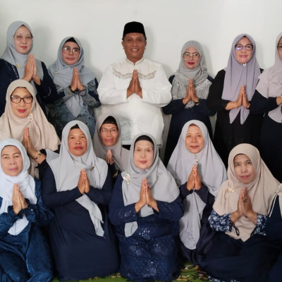 Pengajian Rutin di Kediaman Warga, Ka. KUA Merigi Sampaikan Kemuliaan Bulan Ramadan