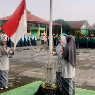 Peringati Hari Kartini, MTsN 01 Kepahiang Usung Semangat Emansipasi untuk Pengembangan Diri