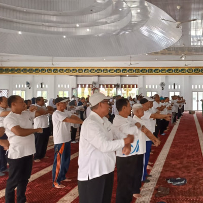 Launching Senam Haji dan Peragaan Batik Haji, CJH Kemenag Seluma Antusias