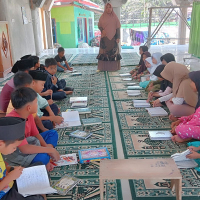 Bina TPQ di Dua Tempat Penyuluh Agama KUA Kecamatan Air Periukan Ciptakan Generasi Islami