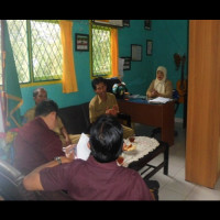Ka.Seksi Pendidikan Madrasah RL Kunjungi MIS GUPPI 13 Tasik Malaya