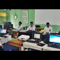 Kasi Penmad KEMENAG Bengkulu Selatan Pantau Kesiapan Ujian Di MAN