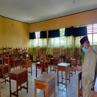 Persiapan KBM Tatap Muka, Ka.Kan Kemenag Kota BKL Monitoring Madrasah