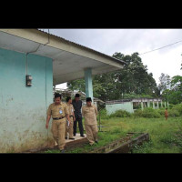 Kakanwil Sidak dan Tinjau Madrasah Terpencil di Batu Bandung, Kepahiang