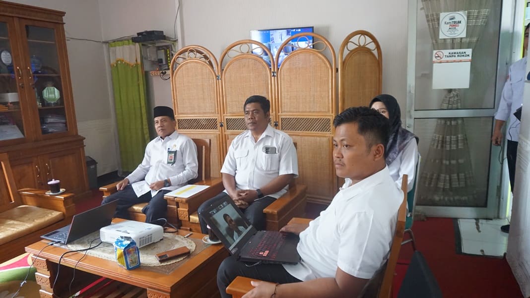 Kepala Kemenag Rejang Lebong Ikuti Rapat Koordinasi Pembayaran Gaji PPPK Paruh Waktu Secara Daring