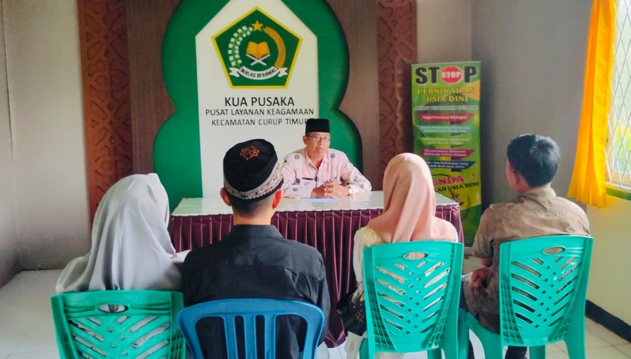 Bekali Pernikahan Berkualitas, Dua Pasang Catin Ikuti Penasihatan