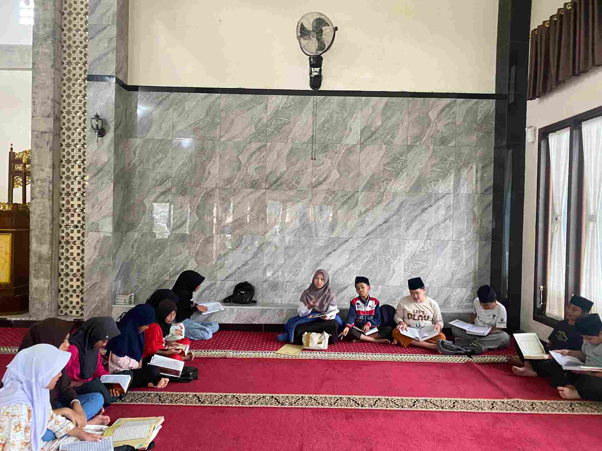 KUA Selupu Rejang Cetak Kader Qari’–Qari’ah Muda