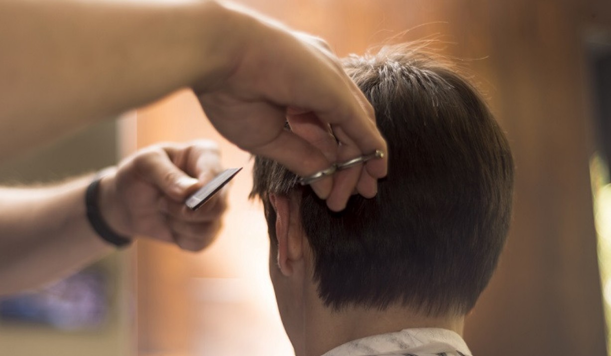 
	Islam adalah agama yang menjunjung tinggi kebersihan dan