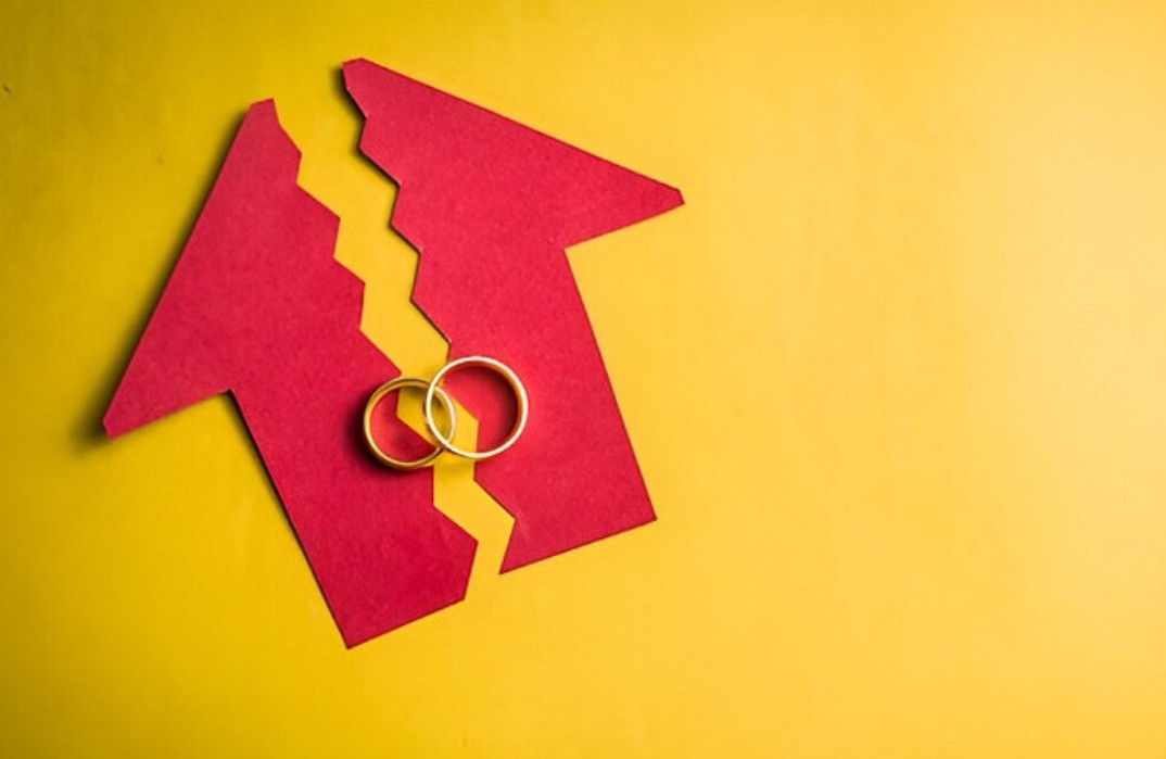 
	Dalam menjalani pernikahan biasanya pasangan suami istri