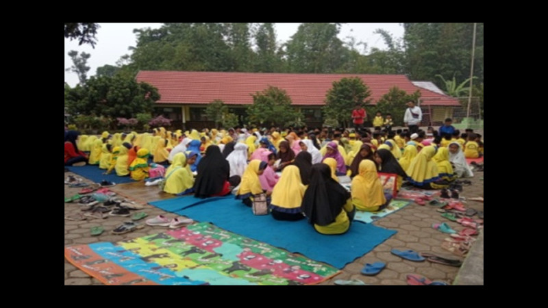 Siswa I Min 1 Kepahiang Rutin Sholat Dhuha