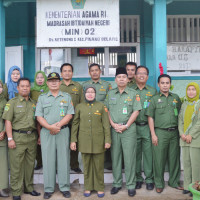 Ka.Kanwil Kemenag Bengkulu Tinjau Pelaksanaan UN di MIN Terpencil 