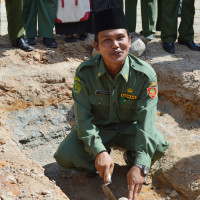 Peletakan Batu Pertama Pembangunan Kantor Kemenag Benteng