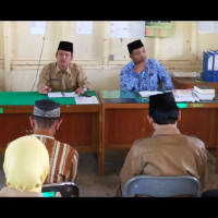 Sambut Tahun Baru Islam 1435 H, Ka.Kemenag Benteng Adakan Rapat Koordinasi