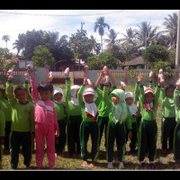 Lagi, 110 Siswa/I MIN Pondok Kelapa Mendapat Makanan Tambahan