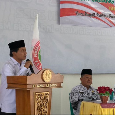 Kakan Kemenag RL : PGRI Organisasi Perjuangan, Bukan Organisasi Politik