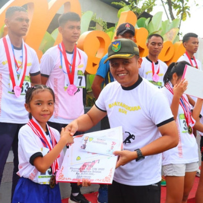 Siswa MIN 04 Kepahiang, Juara 1 Lomba Lari 10k