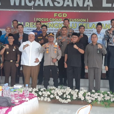 Hari Bhayangkara Ke-77 Kakan Kemenag Hadiri Do’a Bersama Lintas Agama