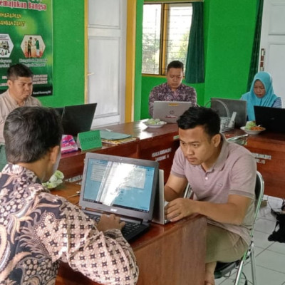 KUA Sungai Rumbai latih operator Desa Daftar Nikah Berbasis Digital