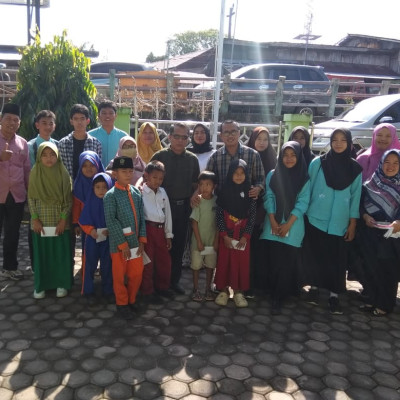 UPZ Kemenag Kota Bengkulu Salurkan Bantuan Bagi siswa Madrasah