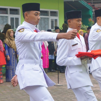 Kakan Kemenag : Bekerja Dengan Baik, Sesuai Aturan, Merupakan Bentuk Mensyukuri Nikmat Kemerdekaan