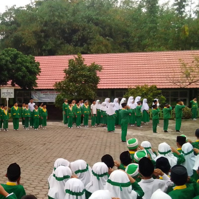 Laksanakan Upacara Bendera, MIN 1 Kepahiang Tanamkan Nilai -nilai Karakter Bangsa