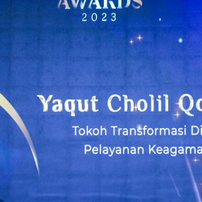 Kakanwil Apresiasi, Menag Terima Penghargaan Tokoh Transformasi Digital Pelayanan Keagamaan