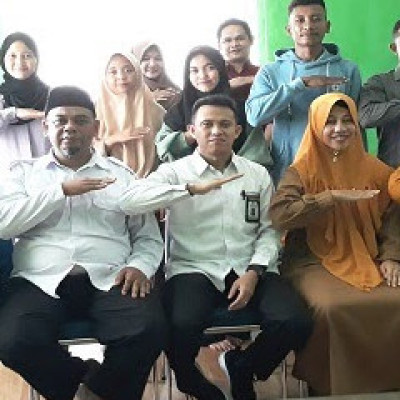 WUJUDKAN RUMAH TANGGA BERKUALITAS, KUA PONDOK KELAPA ADAKAN BIMBINGAN PERKAWINAN MANDIRI