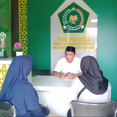 Warga Desa Harapan Makmur Temui Kepala KUA Pondok Kubang Konsultasi Batas Usia Nikah