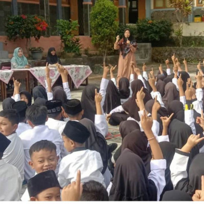 KUA Selupu Rejang terjunkan Penyuluh Ke Sekolah