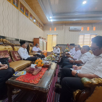 Persiapan Upacara HGN, Kakan Kemenag Kota Rapat Bersama Kabag TU