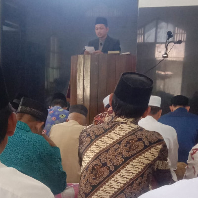 Safari Jum'at, Kepala KUA Kec. Pagar Jati Bengkulu Tengah Ajak Jama'ah Memakmurkan Masjid