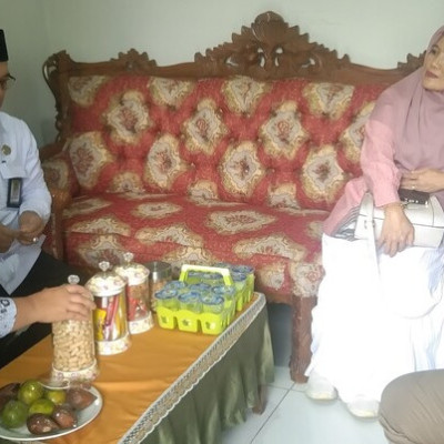 Jalin Silaturahmi,Kepala Bidang Pendidikan Madrasah Kanwil Bengkulu Kunjungi MIN 2 Lebong