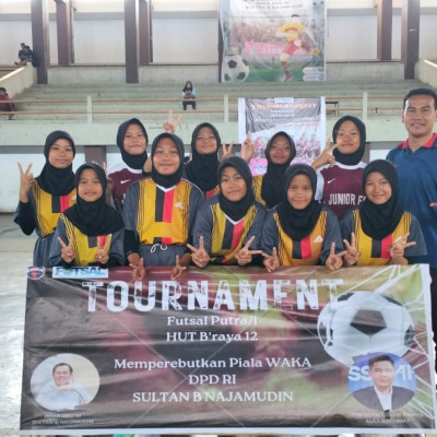 Tim Futsal Putri MTsN 2 Seluma Ikut Turnamen Futsal Putra/i HUT Braya Ke-12