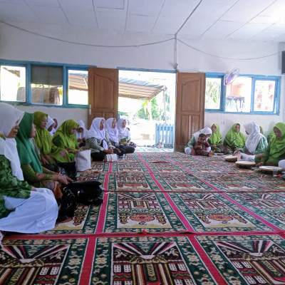 "Penyuluh KUA Kecamatan Talo Rutin Berikan Bimbingan Kepada Majlis Taklim"