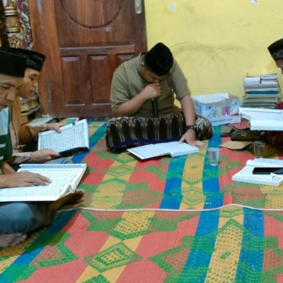 Penyuluh Agama Islam Tebat Karai Laksanakan Khatam Alquran Bersama Anggota Forum Risma Kecamatan