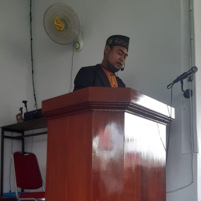 Penyuluh KUA Merigi Kelindang Berikan Khutbah Jum'at di Polres Bengkulu Tengah