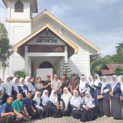 HAB Ke-78, Kemenag BS Gelar Bakti Sosial Rumah Ibadah Lintas Agama