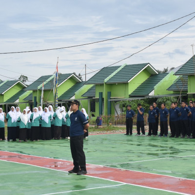 HAB Ke 78 Kemenag Bengkulu Tengah Gelar Apel di Halaman MAN IC Benteng