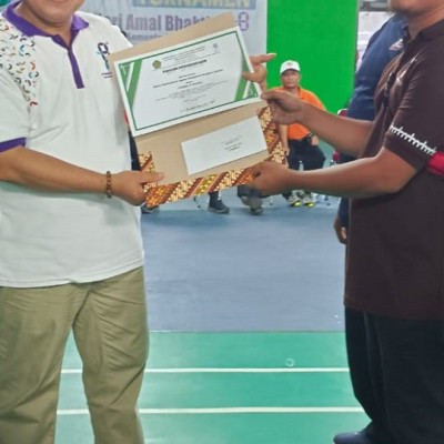 Rangkaian HAB ke-78 Ditutup, Kanwil Borong Piala Badminton