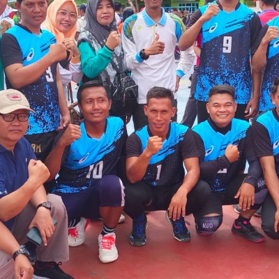 Pegawai KUA Lubuk Sandi Menjadi Perwakilan Tim Lomba Volley Ball Dari Kemenag Seluma