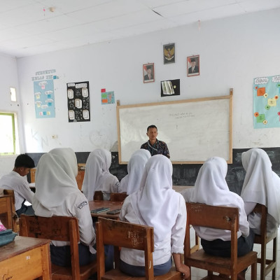 Sosialisasi Pesantren Mahasiswa STIKES SURYA GLOBAL Yogyakarta ke MAN Seluma