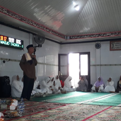 Tabligh Akbar Majelis Taqlim se-kecamatan Kepahiang PAI Kec. Kepahiang H Rabiul Jayan, S.Ag.,M.H Sampaikan  Peristiwa Isra Wal Mi'raj Nabi Muhammad SAW.