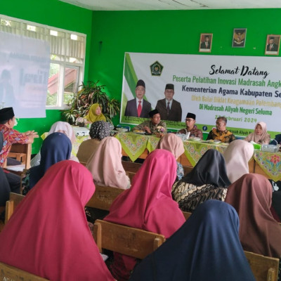 Peserta Pelatihan Inovasi Madrasah Angkatan III Oleh Balai Diklat Keagamaan Palembang Benchmarking di MAN Seluma