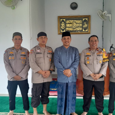 PAI KUA Pagar Jati Berikan Khutbah di Polres Benteng