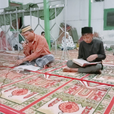 Cari Berkah Khatam Quran, Kepala KUA Kecamatan Seluma Timur Terus  Ingatkan Baca Quran