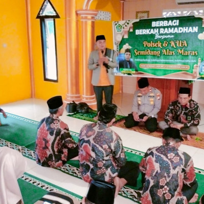 KUA SAM Ikuti Buka Bersama dan Berbagi Berkah Ramadhan Polsek SAM